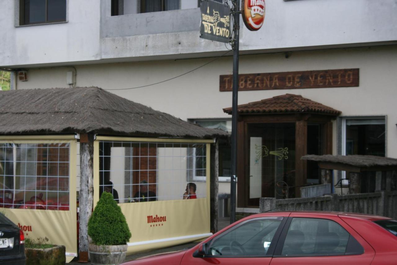 A Taberna De Vento Hotell Lalín Eksteriør bilde